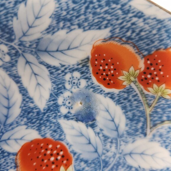 Vintage Andrea by Sadek Bowl Blue Floral Leaf & Strawberry Design - Made in Japa - Picture 7 of 8